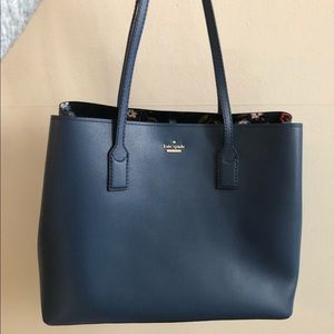 NWT! Kate Spade 2 in 1 navy bag!
